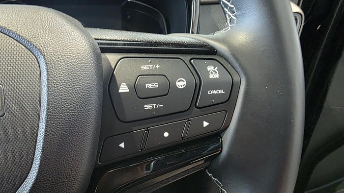 2025 Isuzu D-MAX BLADE