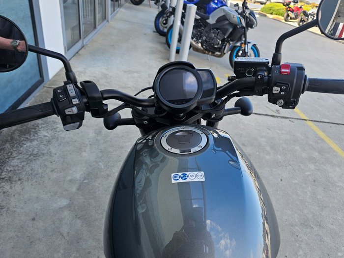 2023 Honda 2023 Honda CRUISER DCT ABS GREY