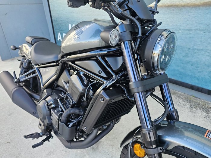 2023 Honda 2023 Honda CRUISER DCT ABS GREY