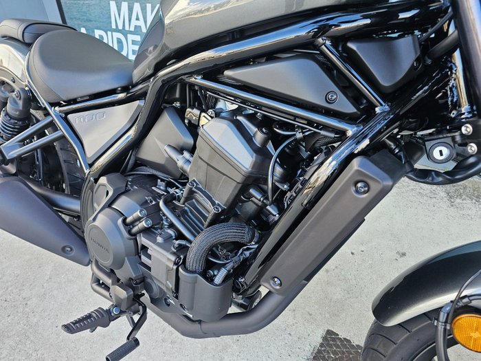 2023 Honda 2023 Honda CRUISER DCT ABS GREY