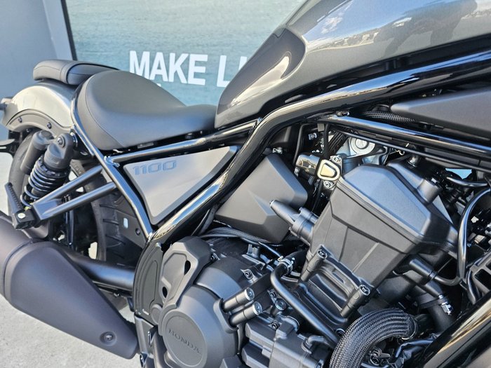 2023 Honda 2023 Honda CRUISER DCT ABS GREY