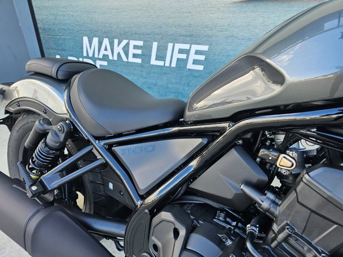 2023 Honda 2023 Honda CRUISER DCT ABS GREY