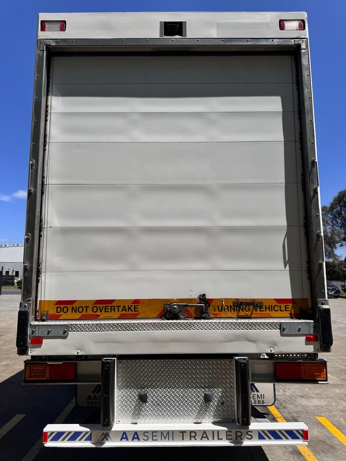 2014 FTE St3 24 Pallet -28 Freezer, Rear Evap Roller Door, 4.2M