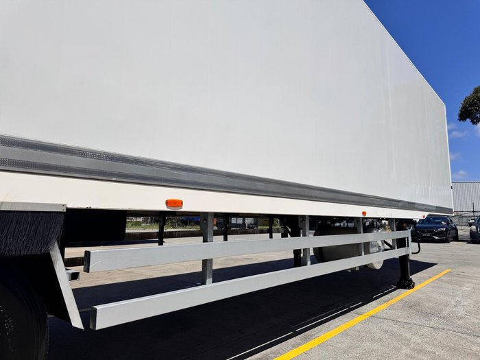 2014 FTE St3 24 Pallet -28 Freezer, Rear Evap Roller Door, 4.2M