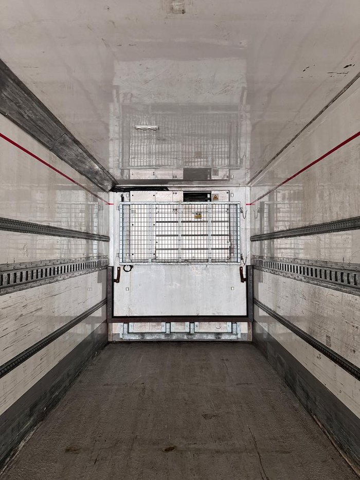 2014 FTE St3 24 Pallet -28 Freezer, Rear Evap Roller Door, 4.2M