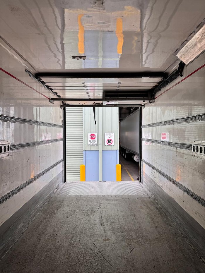 2014 FTE St3 24 Pallet -28 Freezer, Rear Evap Roller Door, 4.2M