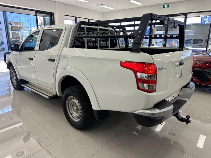2017 Mitsubishi Triton GLX MQ MY17 4X4 Dual Range White