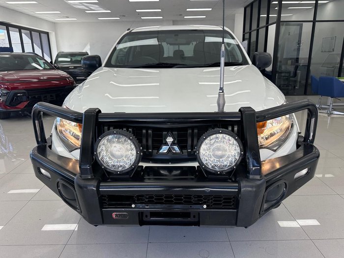 2017 Mitsubishi Triton GLX MQ MY17 4X4 Dual Range White