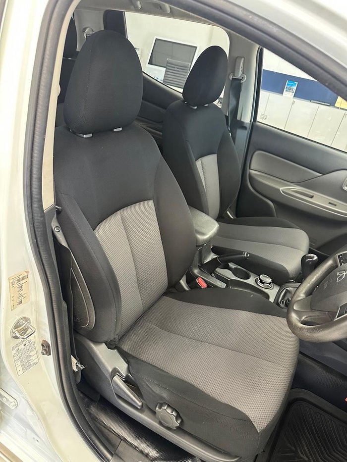 2017 Mitsubishi Triton GLX MQ MY17 4X4 Dual Range White