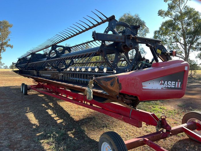 2012 CASE IH 2152 Red