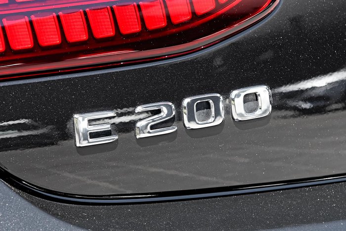2020 Mercedes-Benz E-Class E200