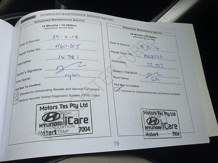 2014 Hyundai Veloster SR Turbo FS4 Series II Veloster Red