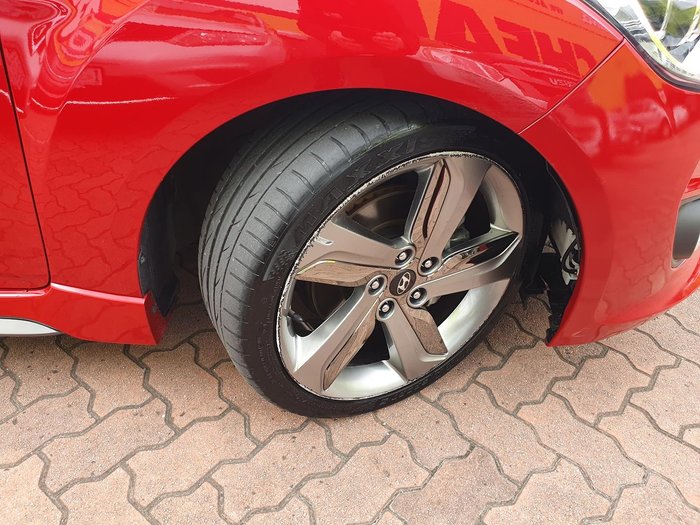 2014 Hyundai Veloster SR Turbo FS4 Series II Veloster Red