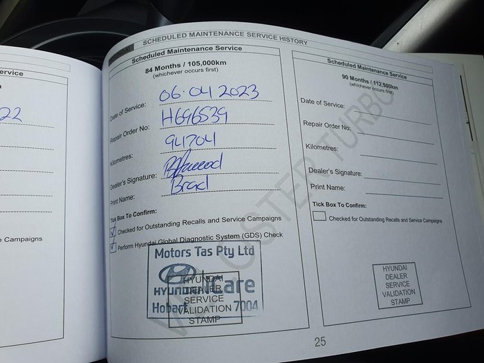 2014 Hyundai Veloster SR Turbo FS4 Series II Veloster Red