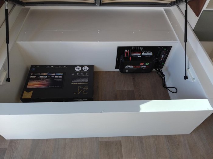 2025 New Age Caravans Manta Ray 16Ft Couples Embark My25 Full Composite