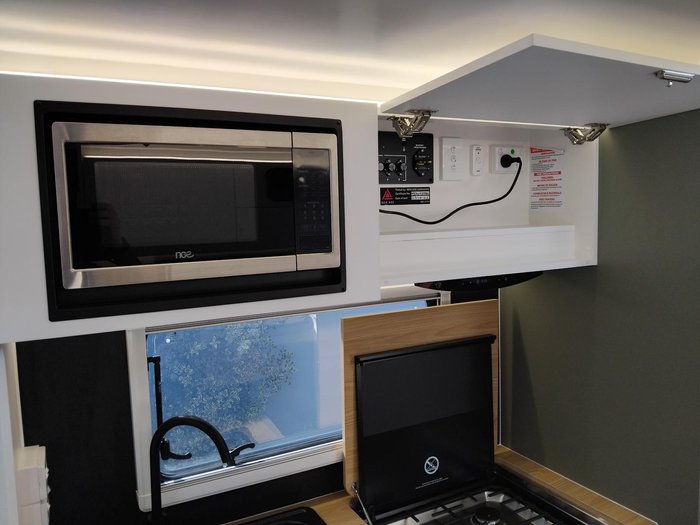 2025 New Age Caravans Manta Ray 16Ft Couples Embark My25 Full Composite