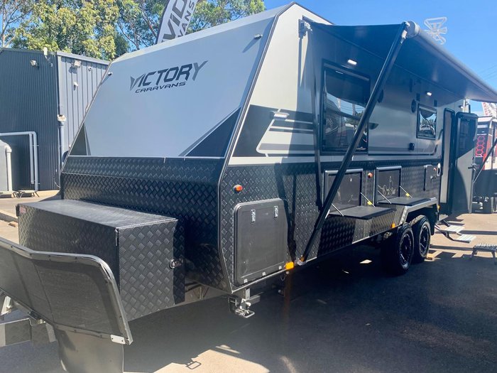 2023 VICTORY CARAVANS Trophy Rear club