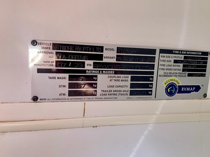 2023 VICTORY CARAVANS Trophy Rear club