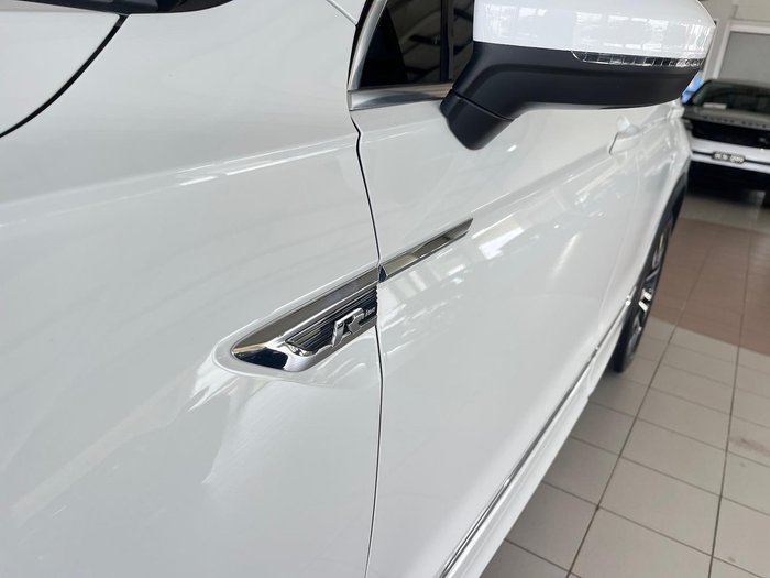 2017 Volkswagen Tiguan 162TSI Highline 5N MY17 Four Wheel Drive Pure White