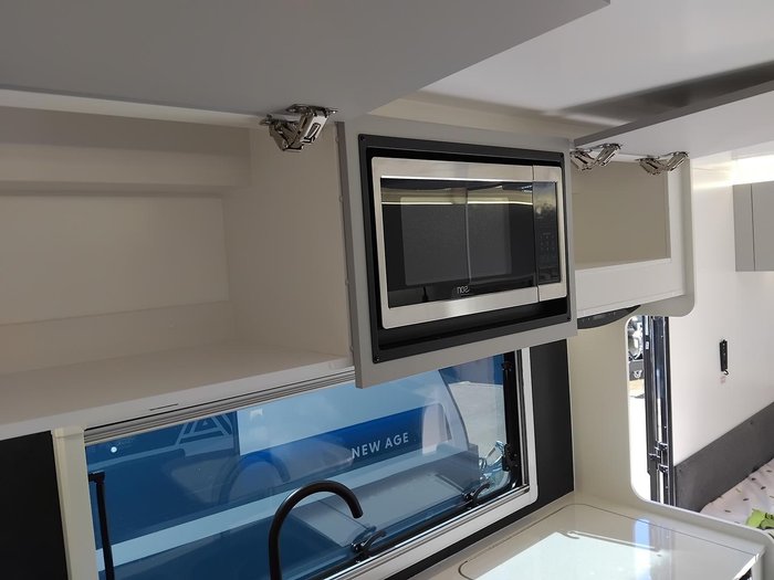 2025 New Age Caravans Road Owl Escape 19Ft Bunk Ensuite Ro19be Full Composite