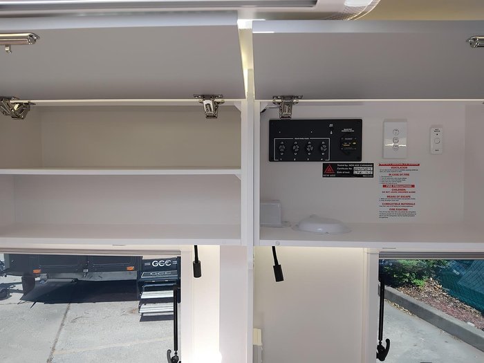 2025 New Age Caravans Road Owl Escape 19Ft Bunk Ensuite Ro19be Full Composite