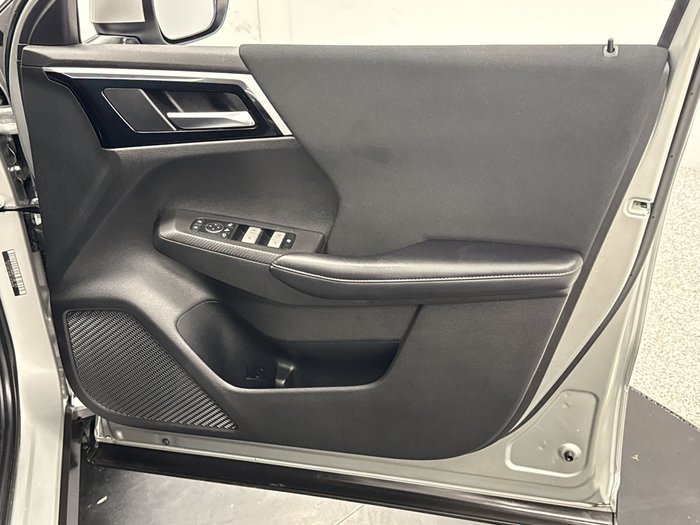 2021 Mitsubishi Outlander LS