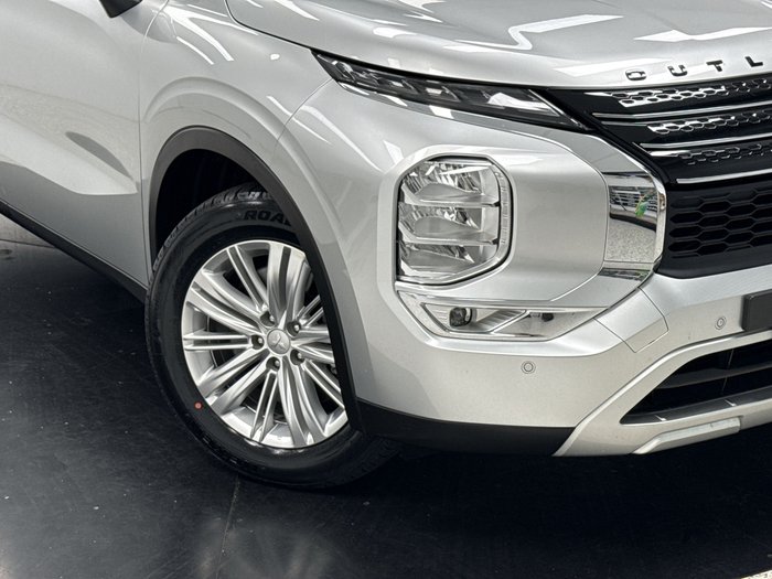 2021 Mitsubishi Outlander LS