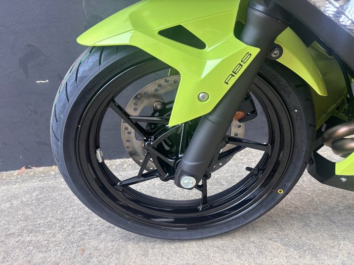 2026 Kawasaki 2026 Kawasaki 500CC NINJA 500 LAMS GREEN