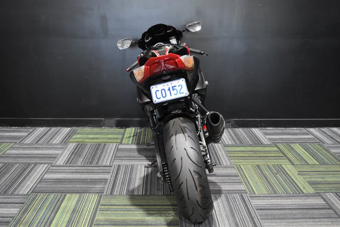 2010 Suzuki GSX-R1000 black