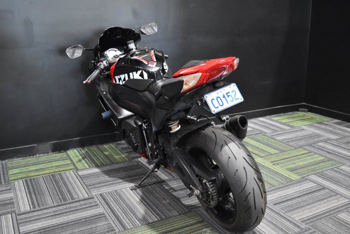 2010 Suzuki GSX-R1000 black