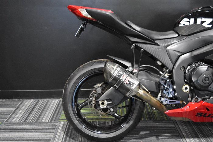 2010 Suzuki GSX-R1000 black