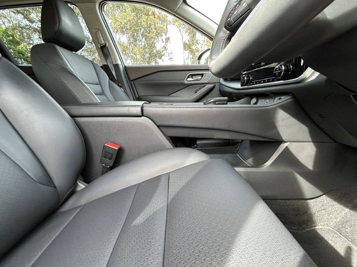 2024 Nissan X-TRAIL ST-L E-POWER