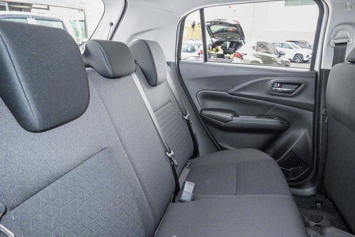 2025 Suzuki Swift Hybrid UZ Pure White