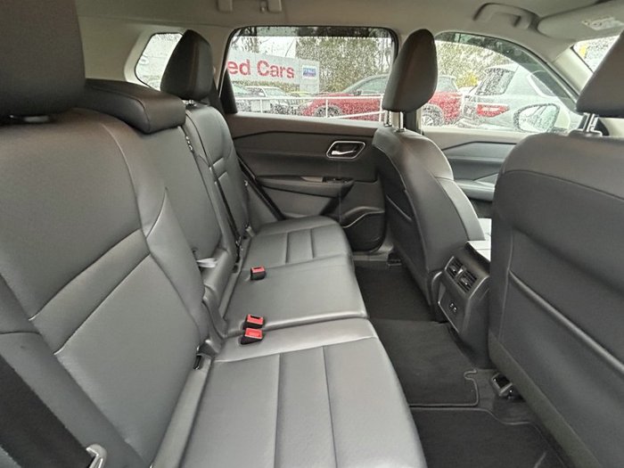 2025 Nissan X-TRAIL ST-L