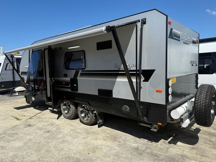 2017 On The Move Caravans Traxx