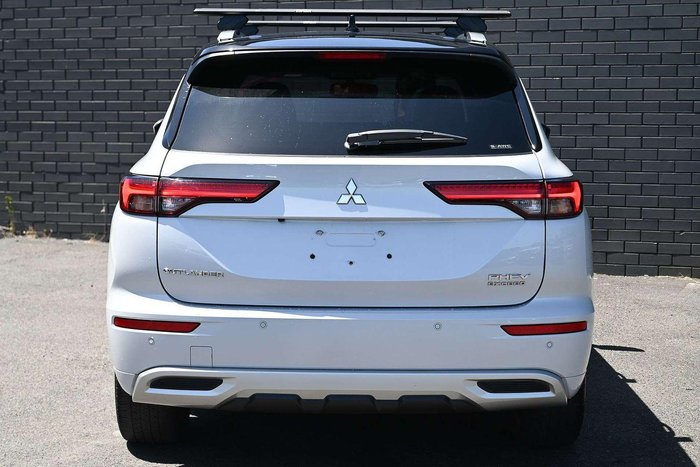 2023 Mitsubishi Outlander PHEV Exceed Tourer