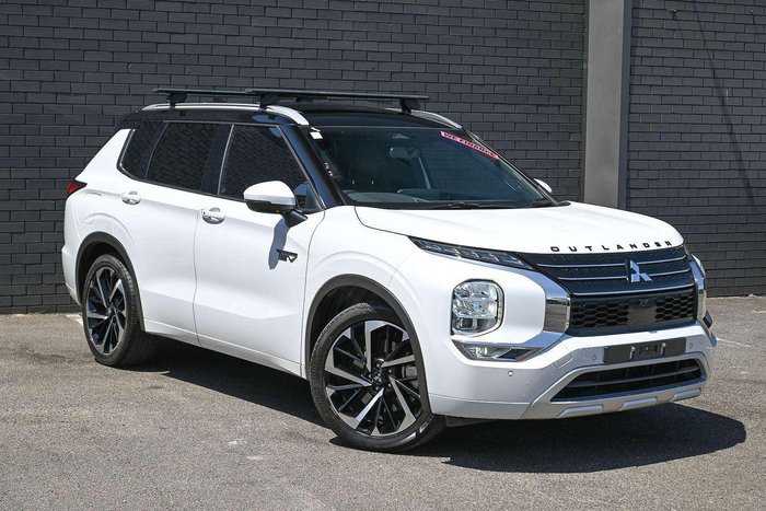 2023 Mitsubishi Outlander PHEV Exceed Tourer