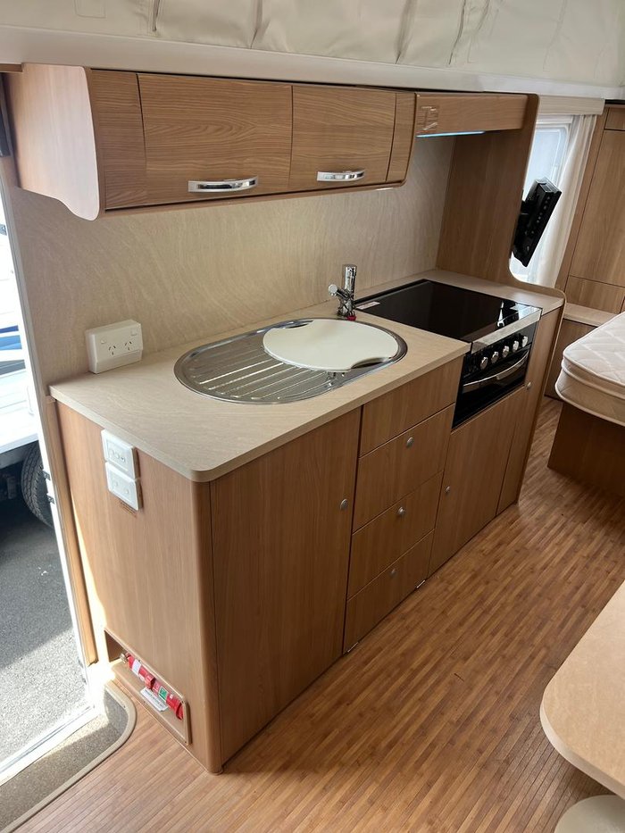 2014 Jayco Journey Pop Top 17.55-8