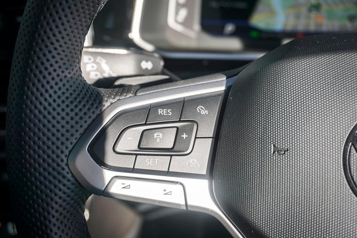 2025 Volkswagen T-Roc 140TSI R-Line