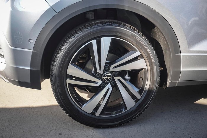 2025 Volkswagen T-Roc 140TSI R-Line