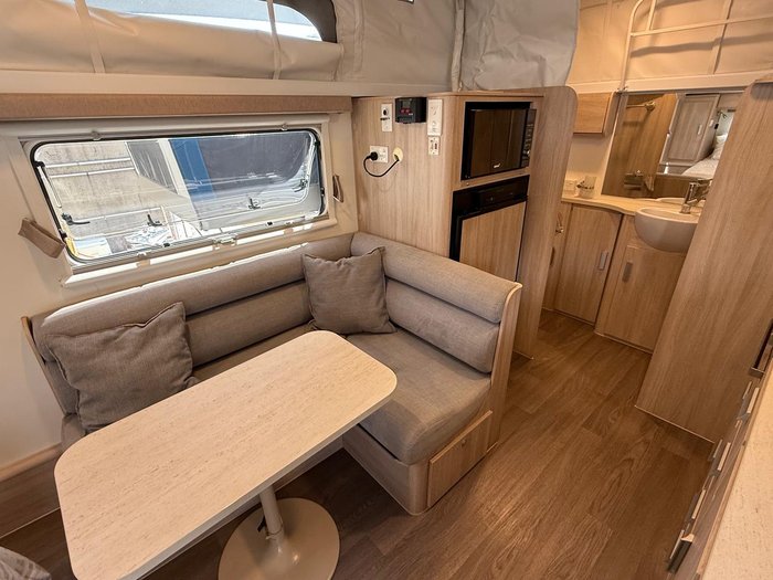 2017 Jayco Starcraft