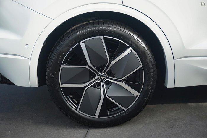 2025 Volkswagen Touareg 210TDI R-Line