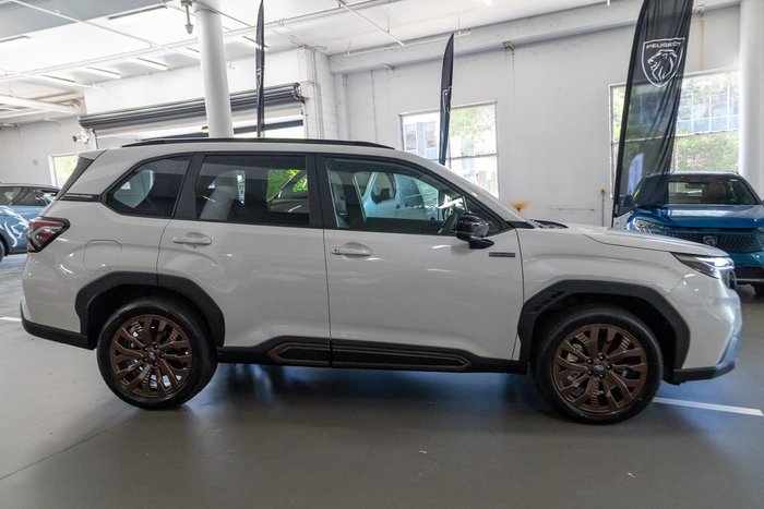 2025 Subaru Forester Hybrid Sport S6 MY26 AWD Crystal White