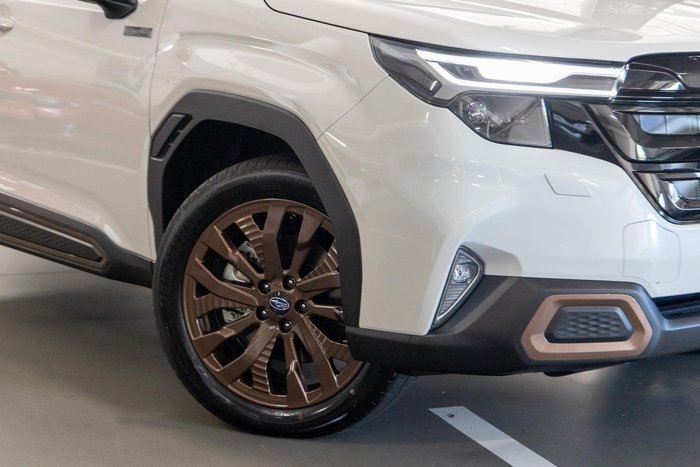 2025 Subaru Forester Hybrid Sport S6 MY26 AWD Crystal White