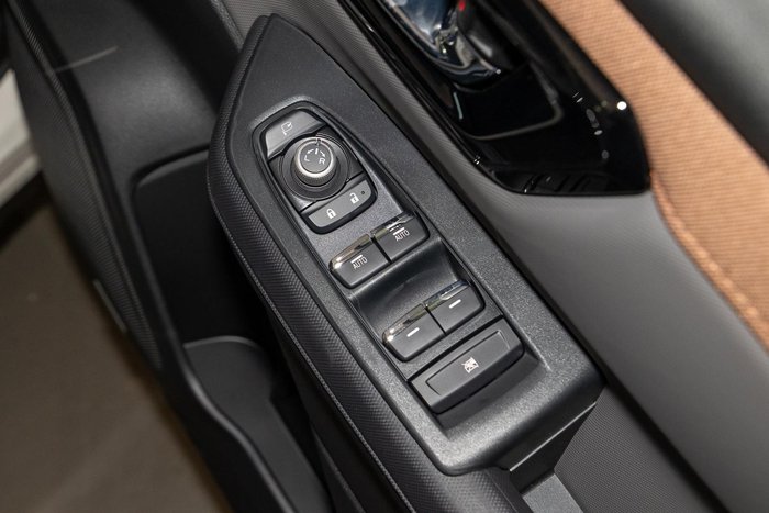 2025 Subaru Forester Hybrid Sport S6 MY26 AWD Crystal White