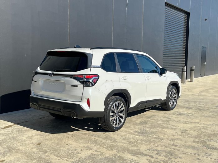 2025 Subaru Forester Hybrid Touring