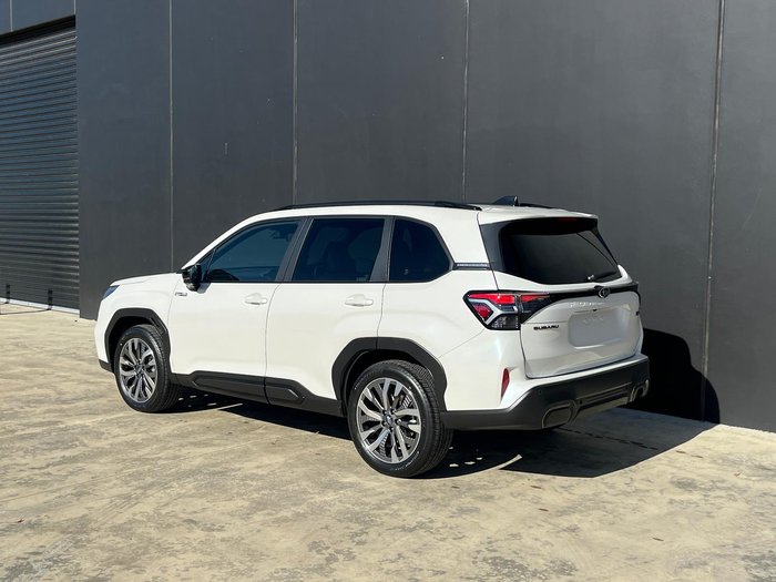 2025 Subaru Forester Hybrid Touring