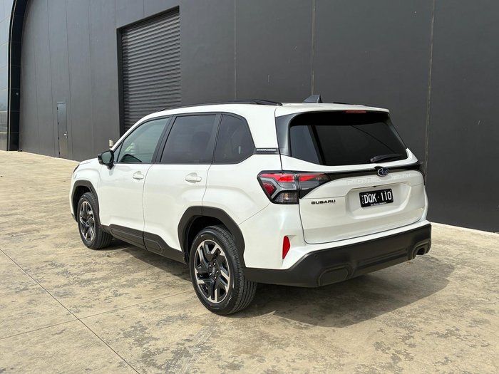 2025 Subaru Forester Touring