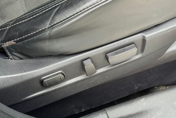 2021 Mitsubishi Outlander LS