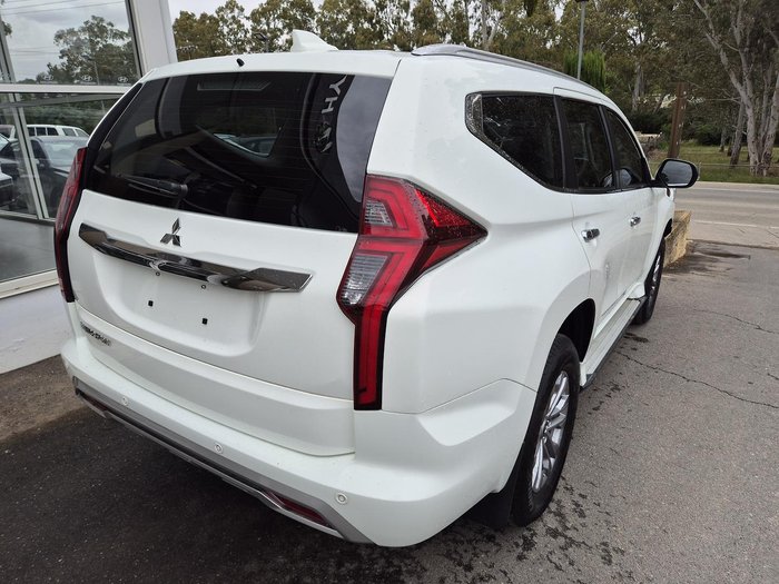 2021 Mitsubishi Pajero Sport GLX